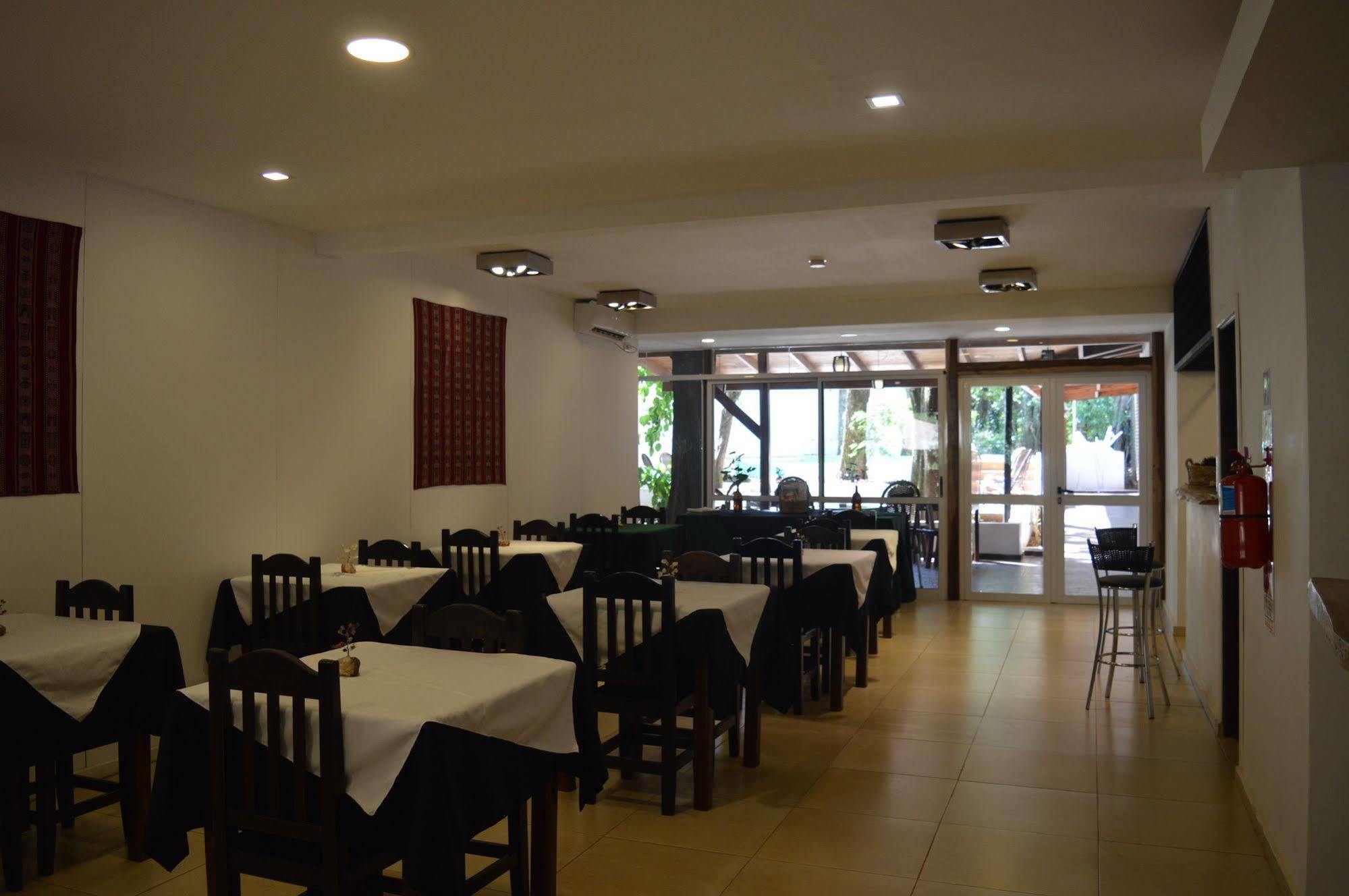 Kelta Hotel Puerto Iguazu Centro Esterno foto